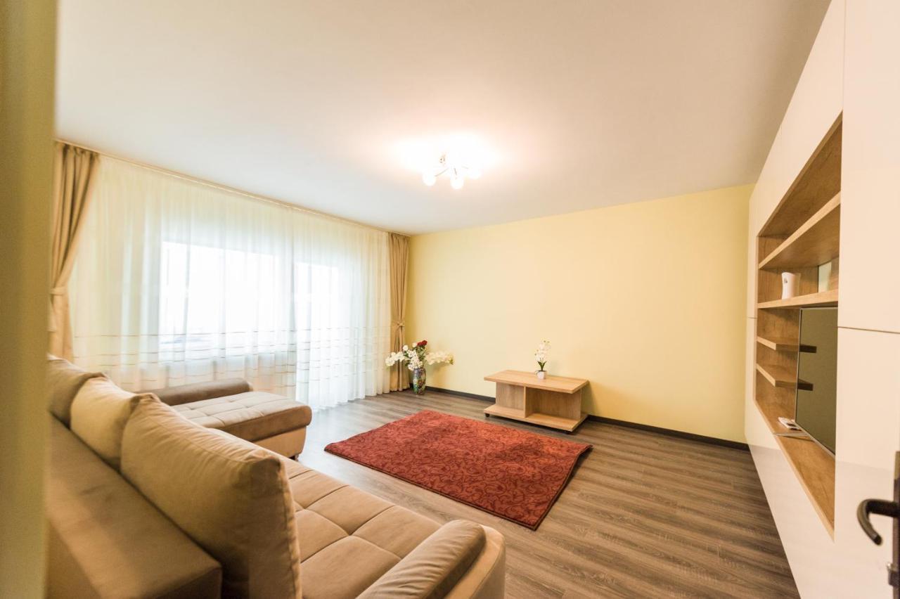 Apartament Carol Davila Piteşti Kültér fotó