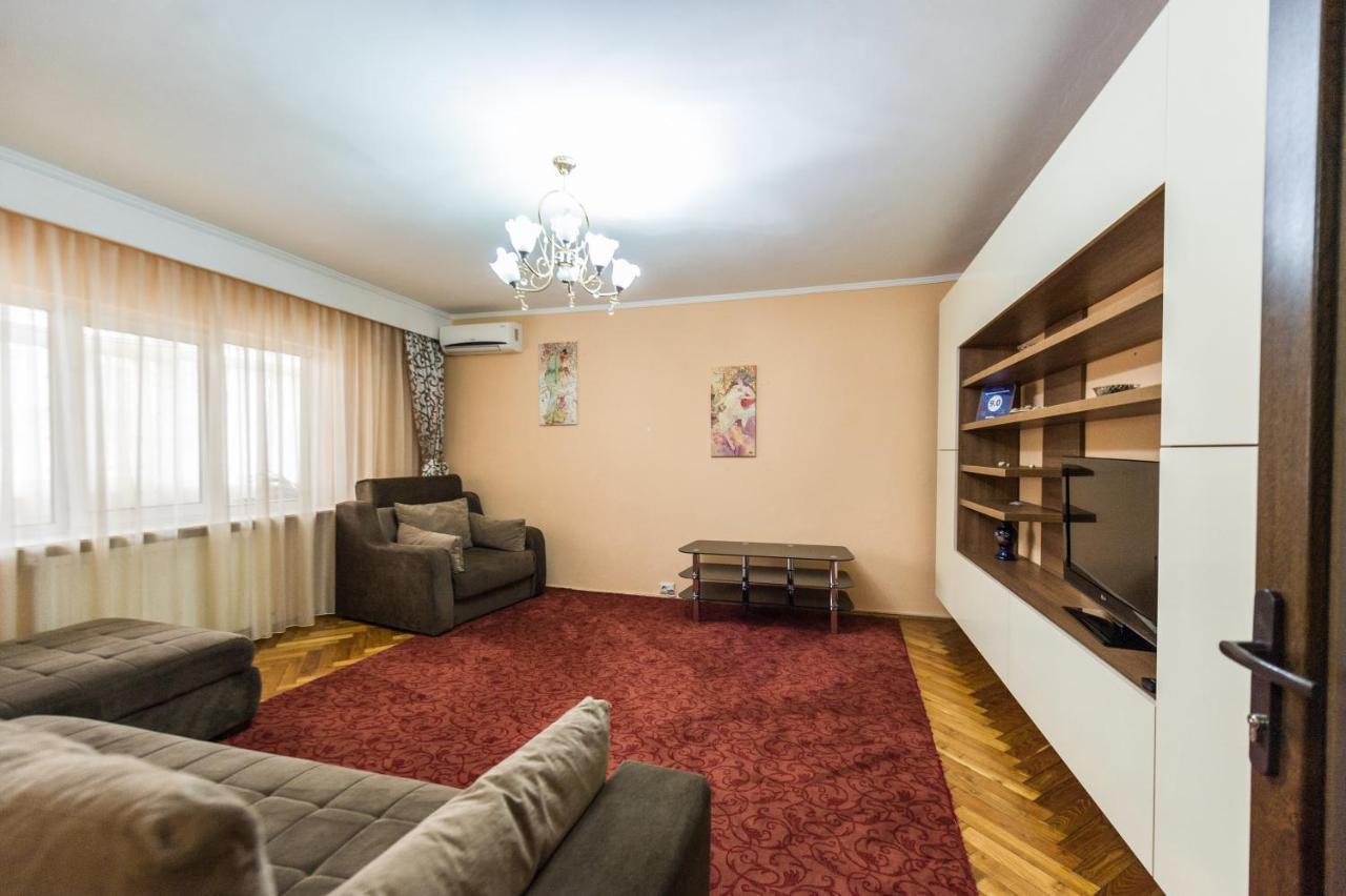 Apartament Carol Davila Piteşti Kültér fotó